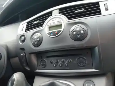 Pièce détachée automobile d'occasion Panneau Avant pour RENAULT SCENIC II Adventure by Coronel Tapiocca Références OEM IAM   