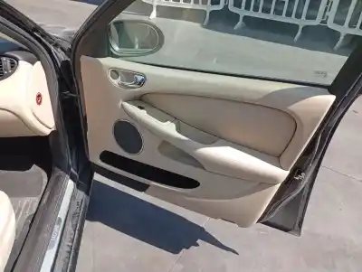 Pièce détachée automobile d'occasion GARNITURE DE PORTE AVANT DROITE pour JAGUAR X-TYPE  Références OEM IAM   