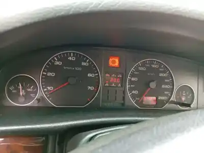 Автозапчастина б/у панель інструментів для audi a6 c4 (4a2) 2.6 посилання на oem iam 