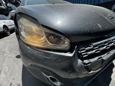 Pièce détachée automobile d'occasion FEU GAUCHE pour PEUGEOT 208  Références OEM IAM   