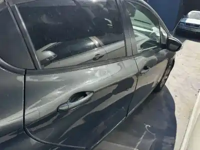 Peça sobressalente para automóvel em segunda mão porta do automóvel traseira direita por peugeot 208 allure referências oem iam 