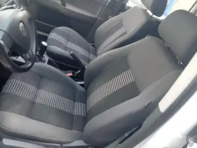 Pièce détachée automobile d'occasion SIÈGE AVANT GAUCHE pour VOLKSWAGEN POLO (9N3)  Références OEM IAM   