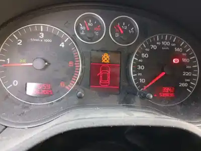 Автозапчастина б/у панель інструментів для AUDI A3 (8P) 1.9 TDI Ambiente Посилання на OEM IAM   