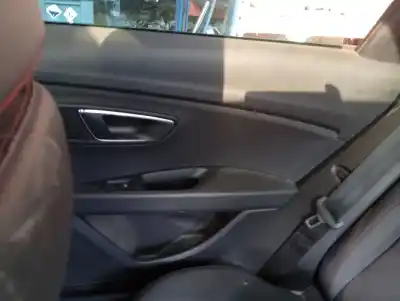 Pezzo di ricambio per auto di seconda mano RIVESTIMENTO PORTA POSTERIORE DESTRO per SEAT LEON (5F1) FR Riferimenti OEM IAM   