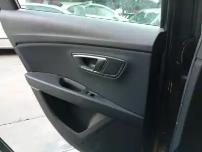 Pezzo di ricambio per auto di seconda mano RIVESTIMENTO PORTIERA POSTERIORE SINISTRA per SEAT LEON (5F1) FR Riferimenti OEM IAM   