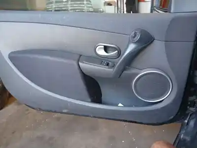 Second-hand car spare part left front door trim for renault clio iii evolution oem iam references 