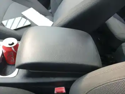 Автозапчасти б/у центральный подлокотник за ford s-max (ca1) titanium (03.2010->) 140 cv / 103 kw ссылки oem iam 