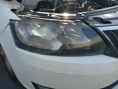 Second-hand car spare part right headlight for skoda rapid (nh) (07.2012->) 1.6 active [1.6 ltr. - 77 kw tdi dpf] oem iam references 