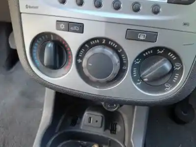 Peça sobressalente para automóvel em segunda mão comando de sofagem (chauffage / ar condicionado)  por opel corsa d expression referências oem iam 