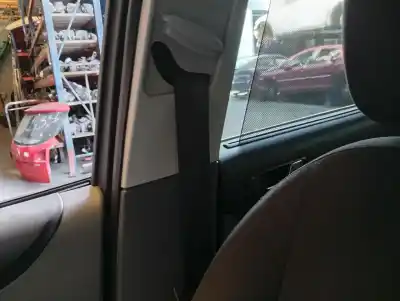 İkinci el araba yedek parçası ÖN SAG EMNIYET KEMERI için FORD FOCUS LIM. (CB4) Titanium OEM IAM referansları   