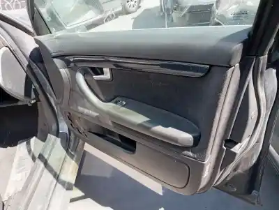Pezzo di ricambio per auto di seconda mano Rivestimento Porta Anteriore Destro per AUDI A4 B6 (8E2) 1.9 TDI Riferimenti OEM IAM   