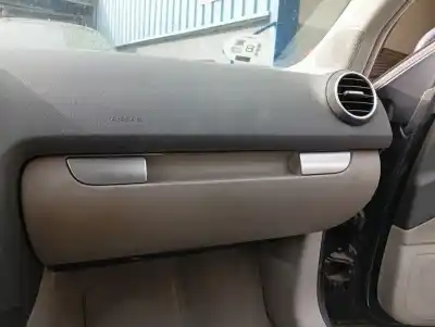 Pezzo di ricambio per auto di seconda mano Scatola Di Guanti per AUDI A3 (8P) 1.9 TDI Ambiente Riferimenti OEM IAM    Pezzo di ricambio per auto di seconda mano Scatola Di Guanti per AUDI A3 (8P) 1.9 TDI Ambiente Riferimenti OEM IAM
