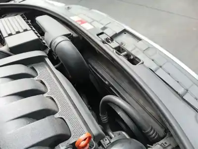 Автозапчастина б/у водяний радіатор для AUDI A3 (8P) 1.9 TDI Ambiente Посилання на OEM IAM    Автозапчастина б/у водяний радіатор для AUDI A3 (8P) 1.9 TDI Ambiente Посилання на OEM IAM