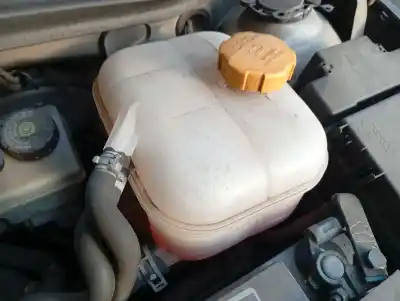 Second-hand car spare part coolant expansion tank for opel astra h berlina cosmo oem iam references 