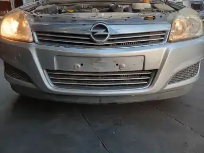 Pezzo di ricambio per auto di seconda mano PARAURTI ANTERIORE per OPEL ASTRA H BERLINA Cosmo Riferimenti OEM IAM    Pezzo di ricambio per auto di seconda mano PARAURTI ANTERIORE per OPEL ASTRA H BERLINA Cosmo Riferimenti OEM IAM