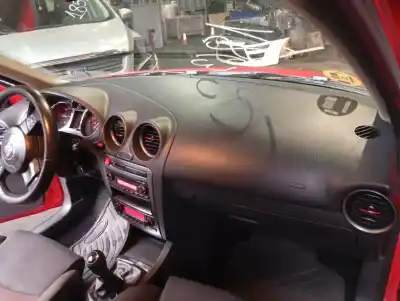 Second-hand car spare part DASHBOARD for SEAT IBIZA (6L1) Sport Rider OEM IAM references    Second-hand car spare part DASHBOARD for SEAT IBIZA (6L1) Sport Rider OEM IAM references