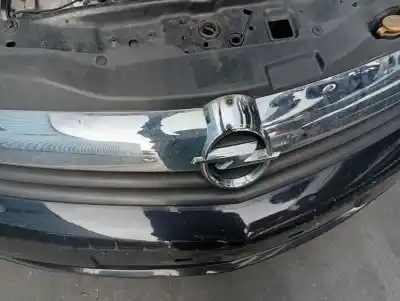 Pezzo di ricambio per auto di seconda mano Griglia Anteriore per OPEL ASTRA GTC Cosmo Riferimenti OEM IAM   