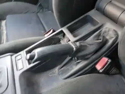 Peça sobressalente para automóvel em segunda mão alavanca de travão de mão por bmw serie 3 touring (e46) 330d referências oem iam 