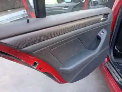 Peça sobressalente para automóvel em segunda mão fechadura da porta traseira esquerda por bmw serie 3 touring (e46) 330d referências oem iam 