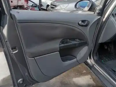 Second-hand car spare part left front door lock for seat altea (5p1) reference oem iam references 