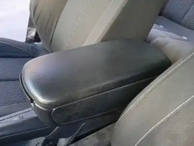 Peça sobressalente para automóvel em segunda mão apoio de braço consola central por seat exeo (3r2) 2.0 tdi referências oem iam 