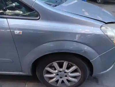 Peça sobressalente para automóvel em segunda mão guarda-lamas dianteiro direito por opel zafira b cosmo referências oem iam 