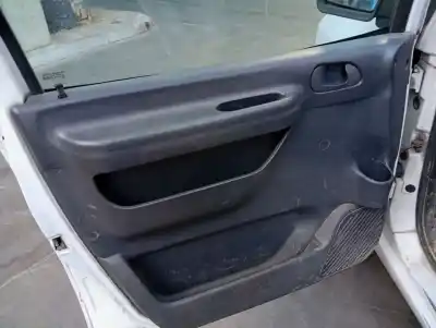 Peça sobressalente para automóvel em segunda mão forra / revestimento da porta dianteira esquerda por peugeot expert kasten komfort confort referências oem iam 