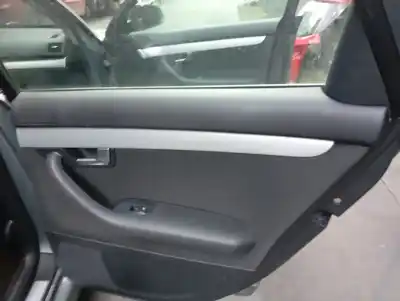 Pezzo di ricambio per auto di seconda mano rivestimento porta posteriore destro per audi a4 berlina (8e) 1.9 tdi riferimenti oem iam 