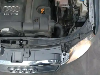 Pezzo di ricambio per auto di seconda mano pannello frontale per audi a4 berlina (8e) 1.9 tdi riferimenti oem iam 