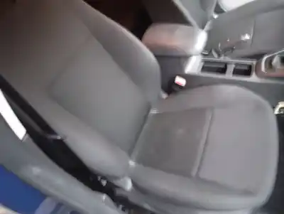Pezzo di ricambio per auto di seconda mano sedile anteriore destro per ford focus lim. black&red riferimenti oem iam 