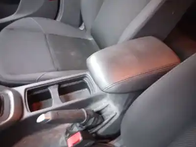 Pezzo di ricambio per auto di seconda mano bracciolo centrale per ford focus lim. black&red riferimenti oem iam 