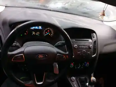 Pezzo di ricambio per auto di seconda mano pannello per ford focus lim. black&red riferimenti oem iam 