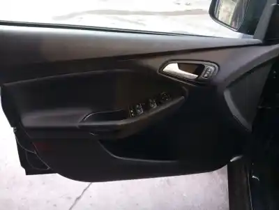 Pezzo di ricambio per auto di seconda mano rivestimento porta anteriore sinistro per ford focus lim. black&red riferimenti oem iam 