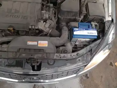 Pezzo di ricambio per auto di seconda mano pannello frontale per kia pro_ceed drive 90 cv / 66 kw riferimenti oem iam 