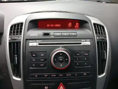 Pezzo di ricambio per auto di seconda mano impianto audio / radio cd per kia pro_ceed drive 90 cv / 66 kw riferimenti oem iam 