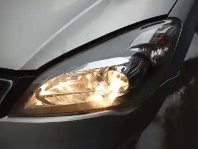 Second-hand car spare part left headlight for kia pro_ceed drive 90 cv / 66 kw oem iam references   