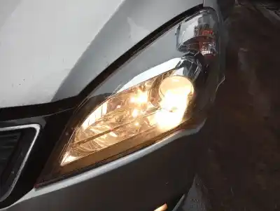 Pezzo di ricambio per auto di seconda mano faro anteriore sinistro per kia pro_ceed drive 90 cv / 66 kw riferimenti oem iam 
