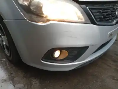 Peça sobressalente para automóvel em segunda mão para choques dianteiro por kia pro_ceed drive 90 cv / 66 kw referências oem iam   