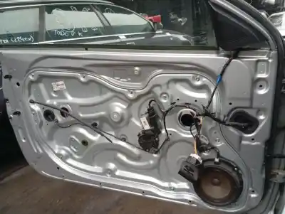 Pezzo di ricambio per auto di seconda mano serratura porta anteriore sinistra per kia pro_ceed drive 90 cv / 66 kw riferimenti oem iam 