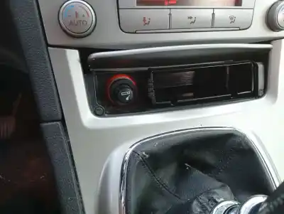 Pezzo di ricambio per auto di seconda mano CARICATORE per FORD S-MAX (CA1) Titanium (03.2010->) 140 CV / 103 KW Riferimenti OEM IAM   