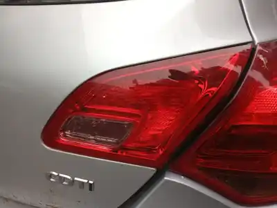 Peça sobressalente para automóvel em segunda mão farolim interior traseiro direito por opel astra j lim. cosmo referências oem iam 
