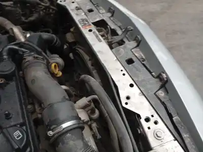 Peça sobressalente para automóvel em segunda mão condensador / radiador de ar condicionado por opel astra j lim. cosmo referências oem iam 