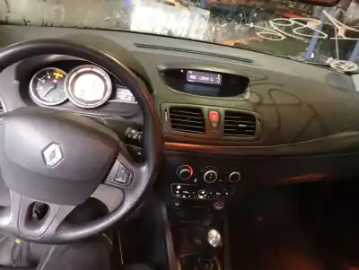 Peça sobressalente para automóvel em segunda mão TABLIER por RENAULT MEGANE III BERLINA 5 P Dynamique Referências OEM IAM   