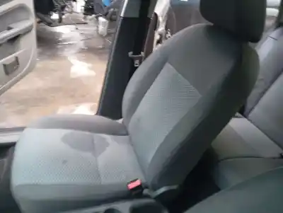 Tweedehands auto-onderdeel rechter voorstoel voor ford focus berlina (cap) ambiente (d) oem iam-referenties 