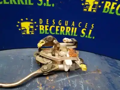 Автозапчастина б/у замок передній праві двері для ssangyong musso 3.2 cat посилання на oem iam  Автозапчастина б/у замок передній праві двері для ssangyong musso 3.2 cat посилання на oem iam