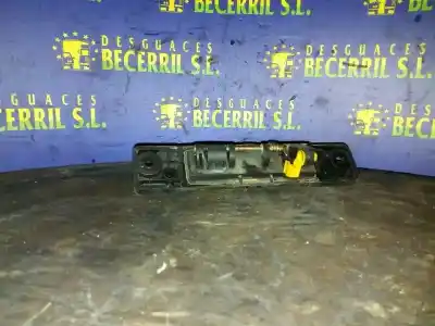 Second-hand car spare part tailgate back door handle for kia sorento 2.5 crdi active oem iam references   