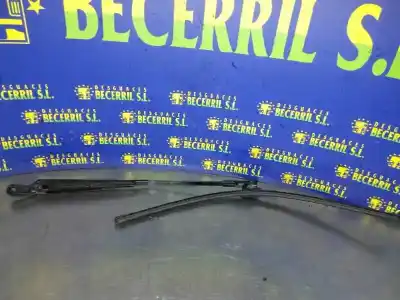 Pièce détachée automobile d'occasion BRAS D ESSUIE-GLACE AVANT DROIT pour RENAULT MODUS  Références OEM IAM 7701057638  