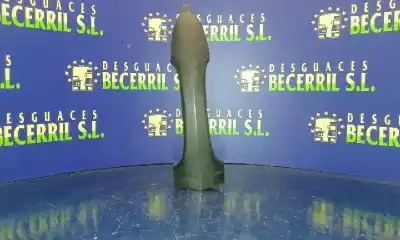 Recambio de automóvil de segunda mano de maneta exterior porton para ford focus berlina (cak) ambiente referencias oem iam 1317167  