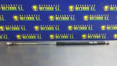 Second-hand car spare part tailgate gas strut for opel corsa a básico oem iam references 90138517