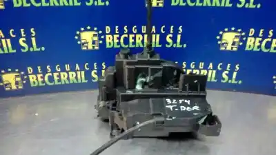 Peça sobressalente para automóvel em segunda mão fechadura da porta traseira direita por renault kangoo dynamique referências oem iam 